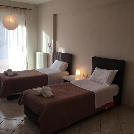 Theros Apartment بريفيزا المظهر الخارجي الصورة
