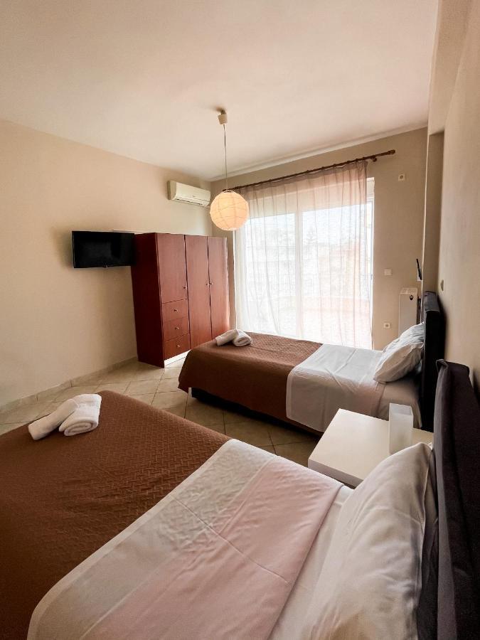 Theros Apartment بريفيزا المظهر الخارجي الصورة