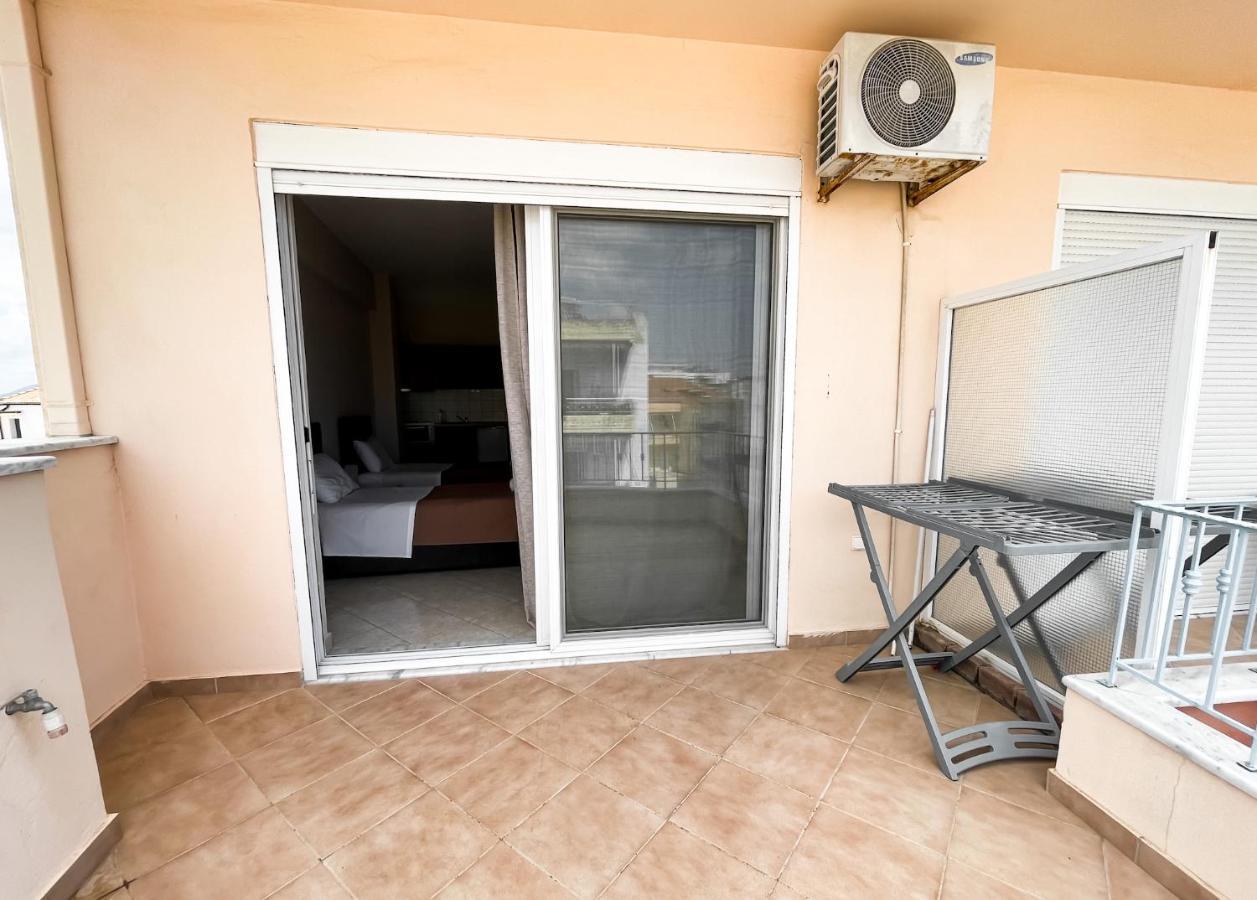 Theros Apartment بريفيزا المظهر الخارجي الصورة